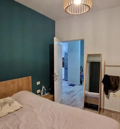 Διαμέρισμα Cozy In *