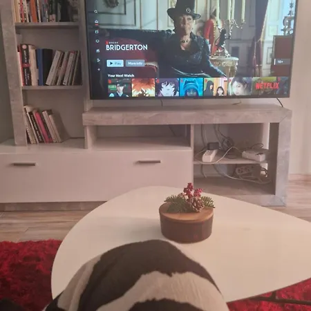 Cozy In Διαμέρισμα Τίρανα